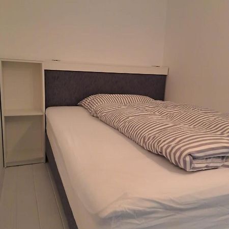 Ferienwohnung Ruhige Art-Garconniere mit Balkon Wien Exterior foto