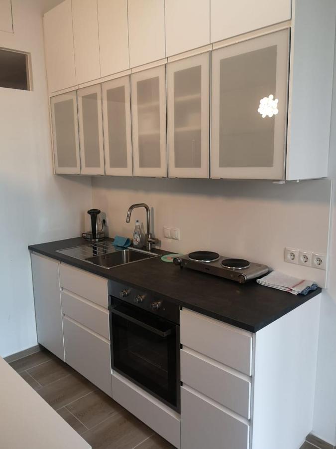 Ferienwohnung Ruhige Art-Garconniere mit Balkon Wien Exterior foto