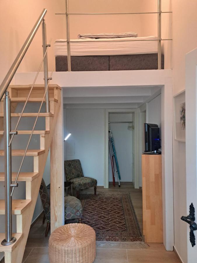 Ferienwohnung Ruhige Art-Garconniere mit Balkon Wien Exterior foto